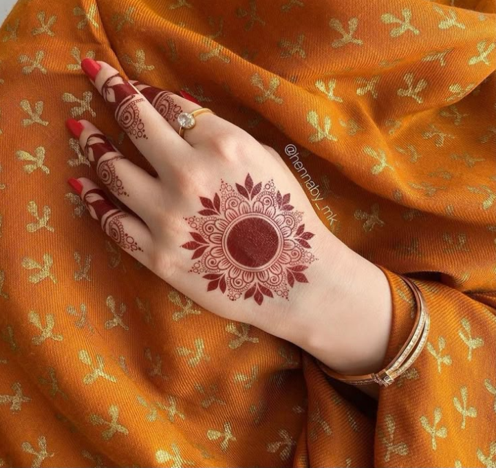 Pakistani Tikki Mehndi Design : 10 Beautiful Mehndi Design