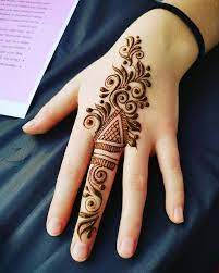 Simple mehndi