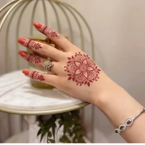 finger mehndi