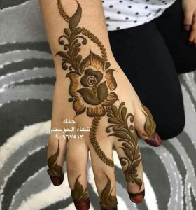 Stylish henna plans