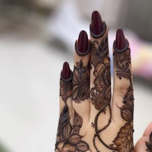 finger mehndi
