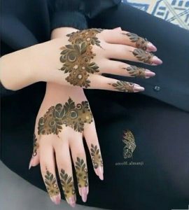 finger mehndi