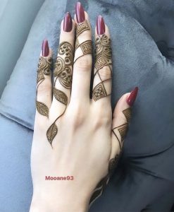 finger mehndi