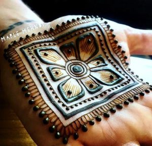 tikki style mehndi