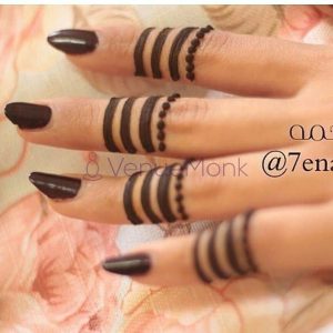 finger mehndi