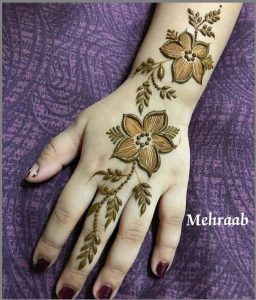 finger mehndi