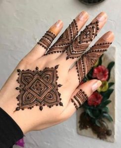 tikki style mehndi