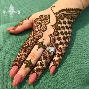 royal back hand mehndi