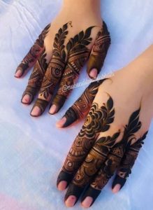 finger mehndi