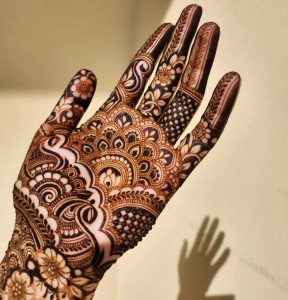  Dulhan Mehndi