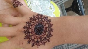 simple mehndi plans