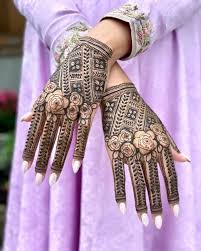 finger mehndi